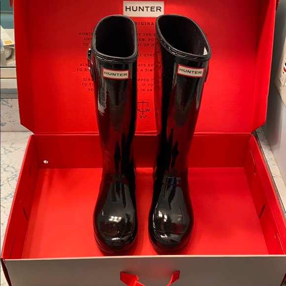 Hunter Rain Boots - Picture 2 of 5